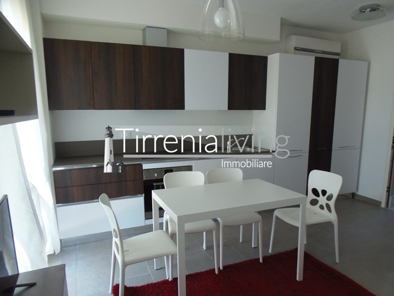 Monolocale in Vendita a Pisa, zona Calambrone, 155'000€, 40 m², arredato, con Box