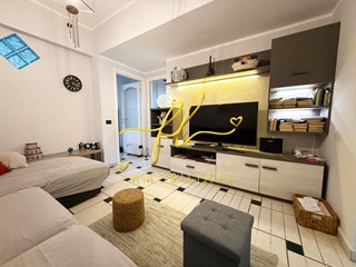 Appartamento in Vendita a Cecina, 140'000€, 93 m²