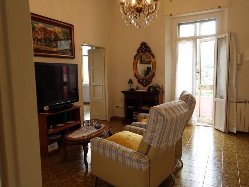 Quadrilocale in Vendita a Massa, 240'000€, 90 m²