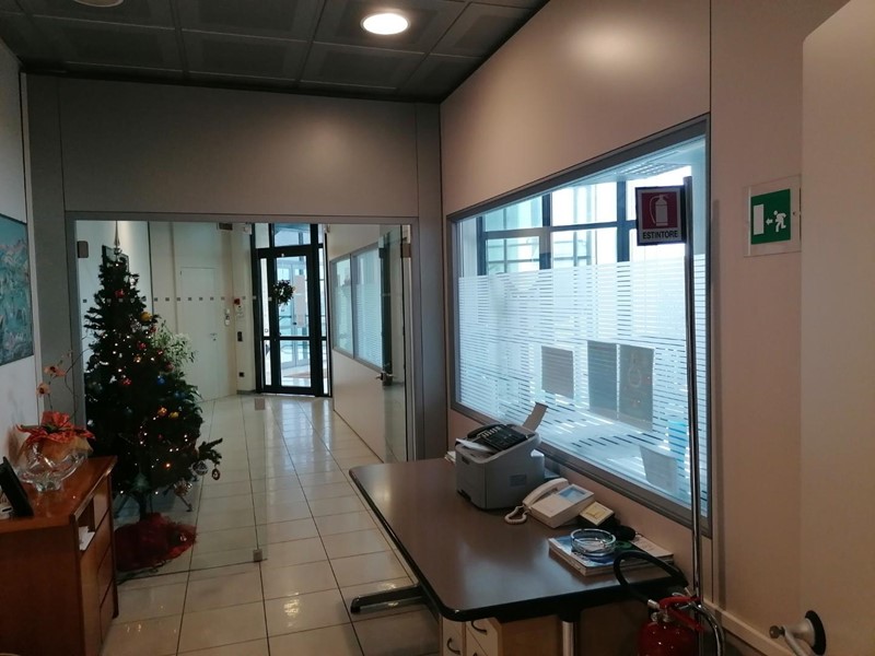 Capannone in Vendita a Pisa, 450'000&euro;, 336 m²