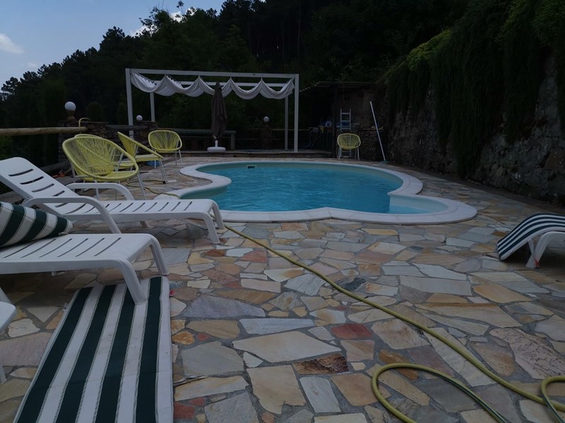 Villa in Vendita a Buti, 820'000&euro;, 170 m², arredato
