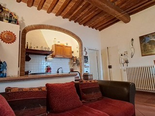 Trilocale in Vendita a Cecina, 160'000€, 60 m², arredato
