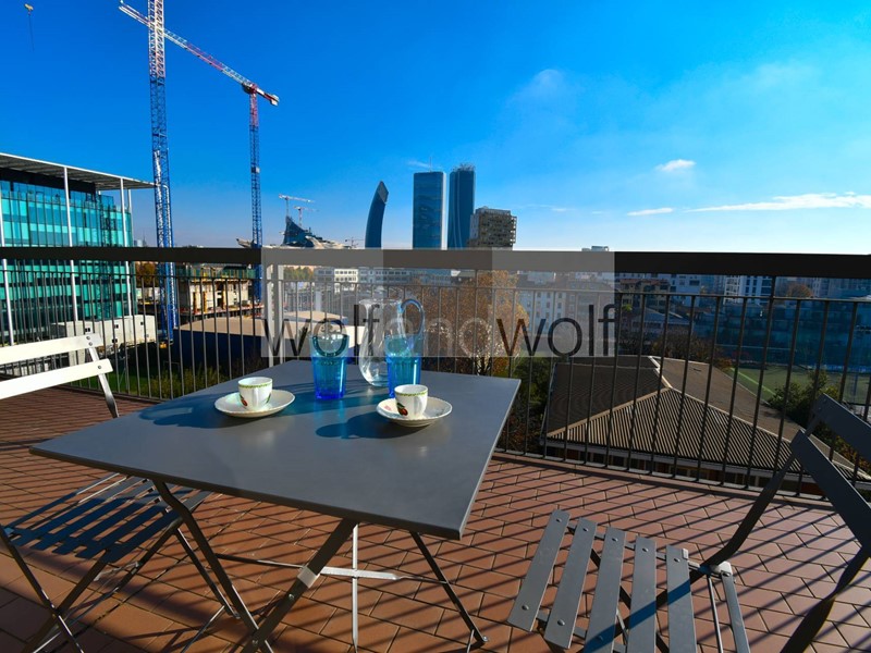 Attico in Affitto a Milano, 2'600&euro;, 93 m²