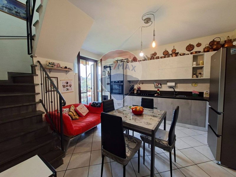 Quadrilocale in Vendita a Montevarchi, 119'500&euro;, 90 m²