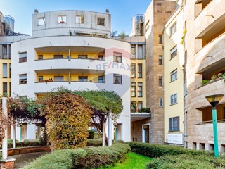 Quadrilocale in Vendita a San Donato Milanese, 560'000&euro;, 140 m²