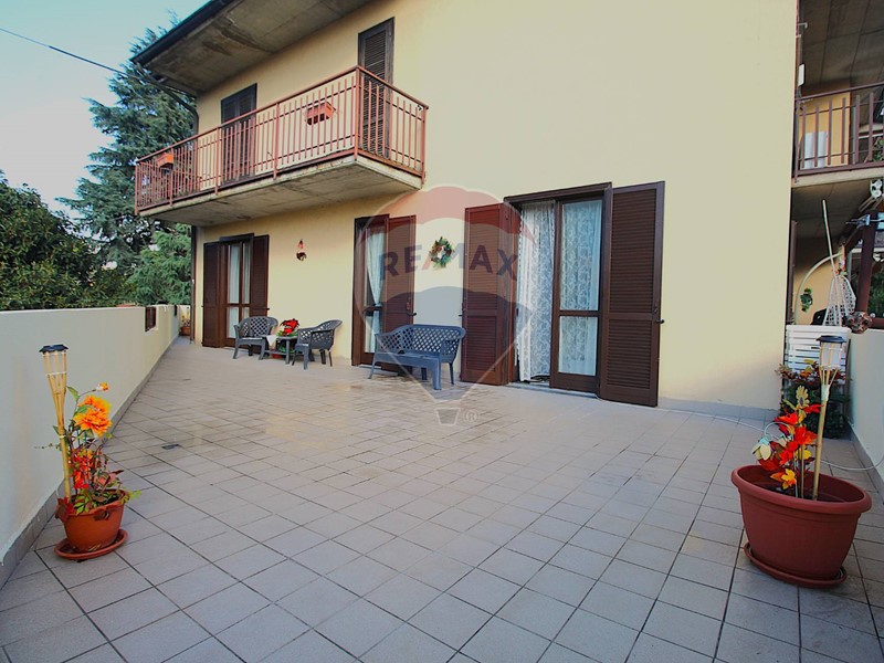 Trilocale in Vendita a Merate, 135'000&euro;, 105 m²