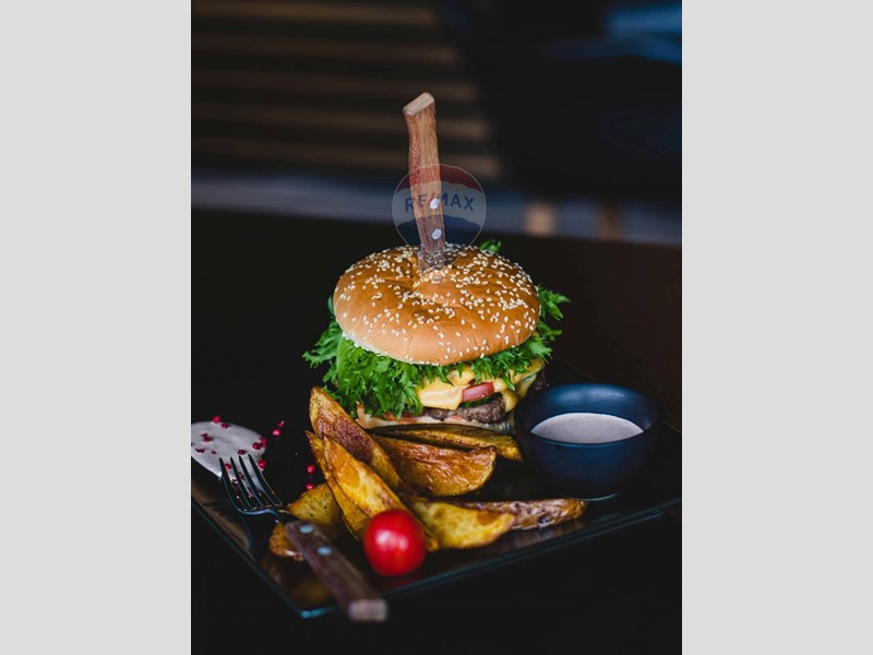 Immobile commerciale in Vendita a Seriate, 240'000&euro;, 700 m²