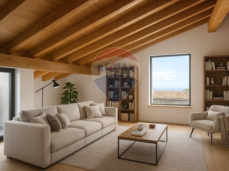 Quadrilocale in Vendita a Giarre, 126'000&euro;, 130 m²