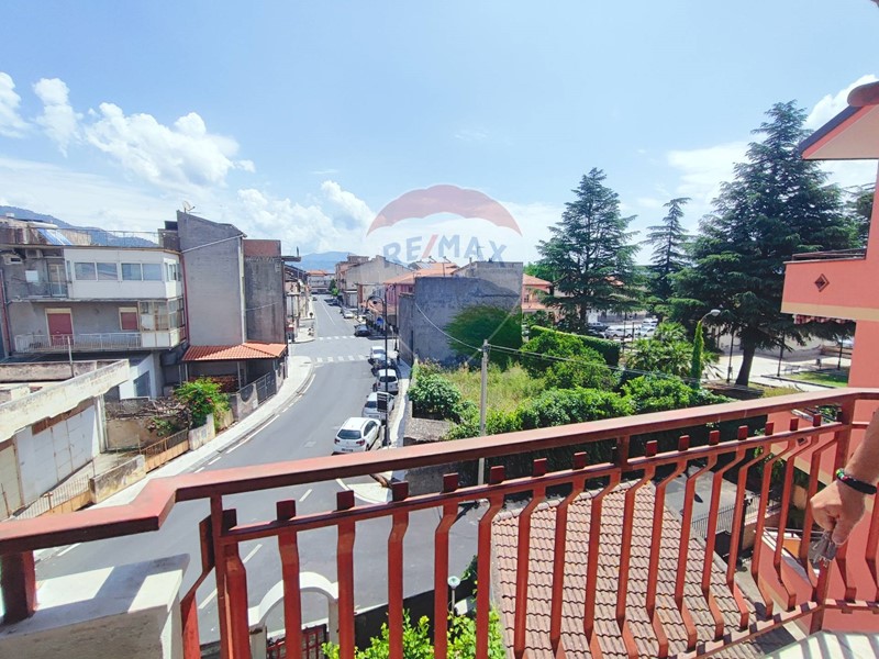 Quadrilocale in Vendita a Moio Alcantara, 42'000&euro;, 212 m²