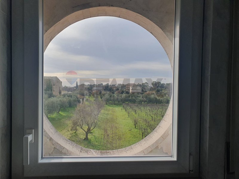 Appartamento in Vendita a Caltagirone, 115'000&euro;, 141 m²