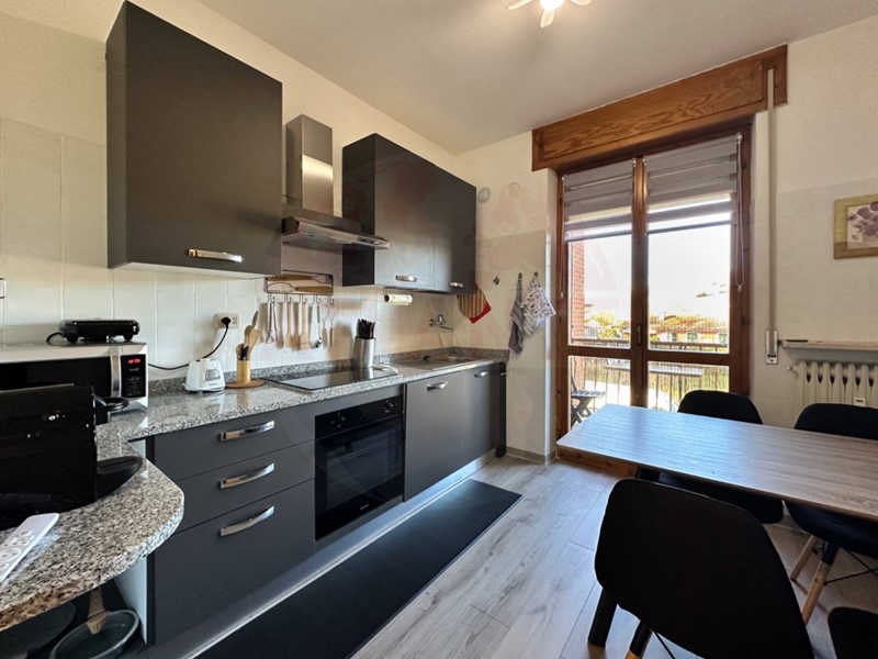 Quadrilocale in Vendita a Terzo, 48'000&euro;, 70 m²