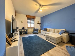 Quadrilocale in Vendita a Terzo, 48'000&euro;, 70 m²