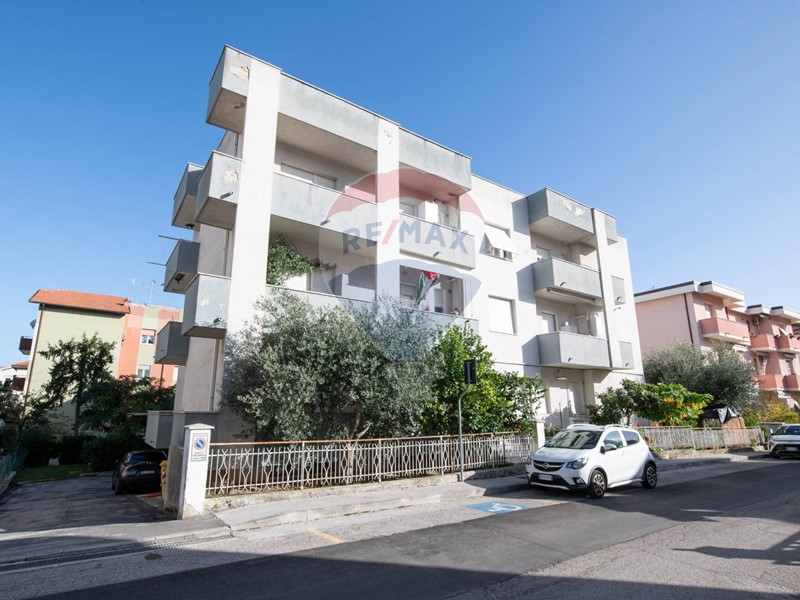 Appartamento in Vendita a Montemarciano, 180'000€, 122 m²