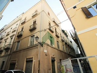 Ufficio in Vendita a Teramo, 220'000&euro;, 240 m²