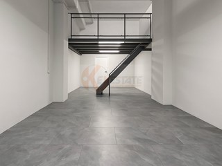 Immobile commerciale in Affitto a Cagliari, 1'500€, 101 m²