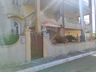 Appartamento in Vendita a Laterza, 180'000&euro;, 145 m²