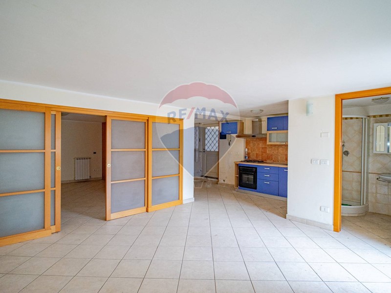 Bilocale in Vendita a Catania, 60'000€, 60 m²