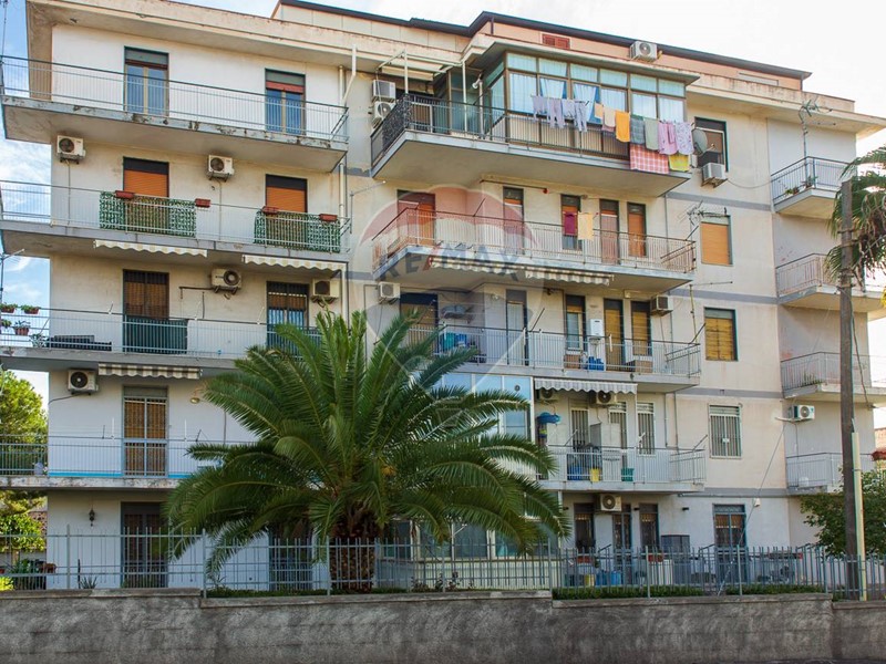 Appartamento in Vendita a Catania, 155'000€, 120 m²