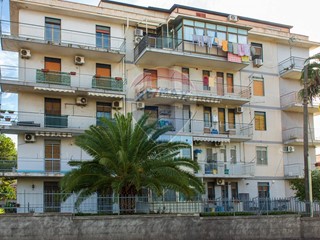 Appartamento in Vendita a Catania, 155'000€, 120 m²