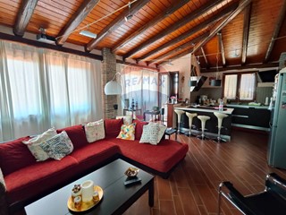 Casa Semi Indipendente in Vendita a Misterbianco, 140'000€, 76 m²