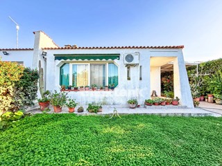 Villetta a schiera in Vendita a Siracusa, 180'000&euro;, 80 m²