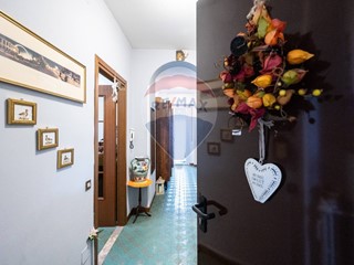 Trilocale in Vendita a Ostiglia, 68'000&euro;, 95 m²