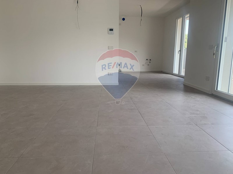 Quadrilocale in Vendita a Dalmine, 402'500€, 164 m²