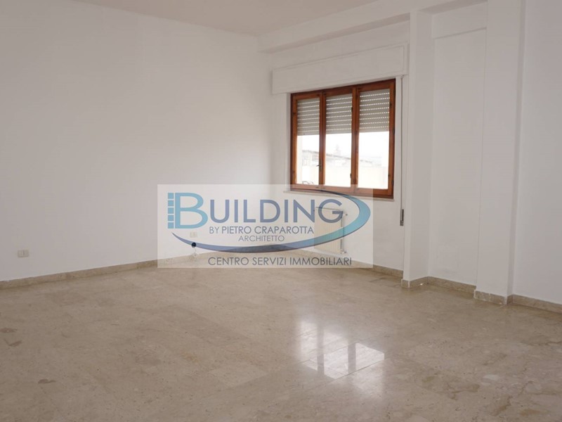 Appartamento in Affitto a Castelvetrano, 290&euro;, 120 m²