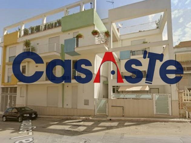 Appartamento in Vendita a Canosa di Puglia, 73'635€, 195 m²