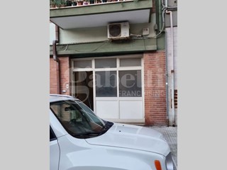 Negozio in Vendita a Brindisi, 75'000€, 70 m²