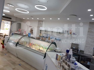 Attività commerciale in Vendita a Alba Adriatica, 70'000&euro;, 70 m²