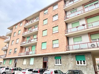 Trilocale in Vendita a Collegno, 129'000&euro;, 90 m²