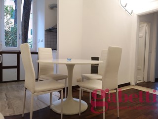Trilocale in Affitto a Roma, 1'180€, 55 m², arredato