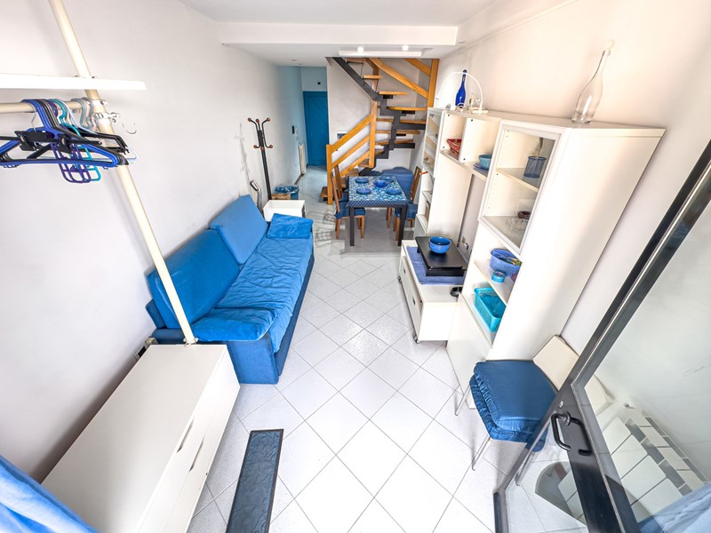 Trilocale in Vendita a Cecina, 135'000€, 70 m²