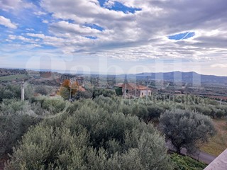 Villa in Vendita a Corropoli, 320'000€, 400 m², arredato, con Box