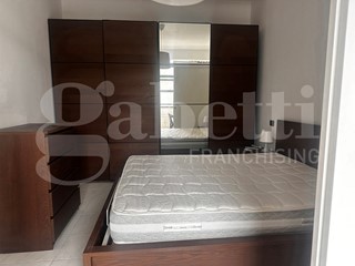 Trilocale in Affitto a Avellino, 800€, 80 m², arredato