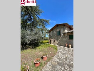Appartamento in Vendita a Gaiole in Chianti, 360'000€, 112 m²