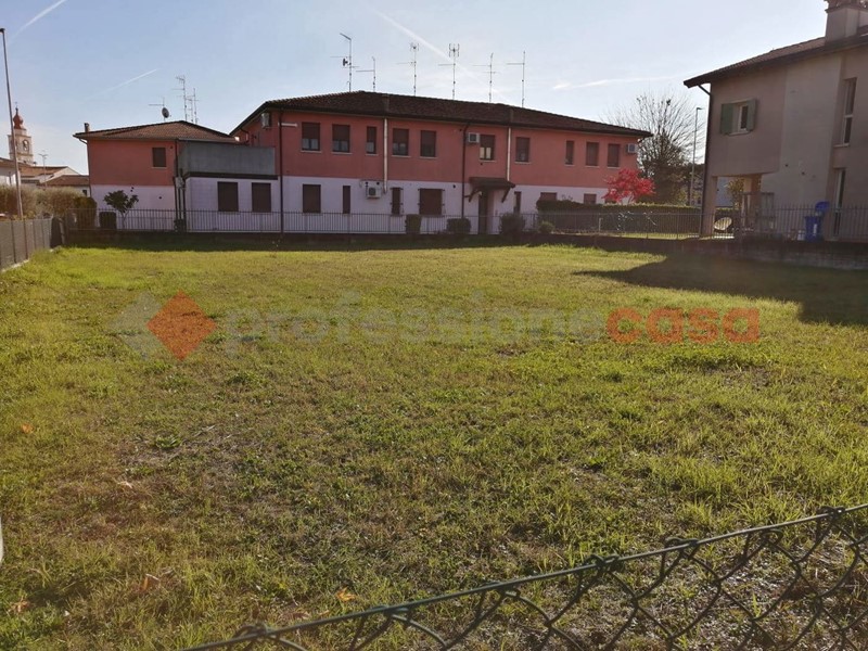 Terreno edificabile in Vendita a Cerea, 42'000€, 600 m²