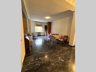 Appartamento in Vendita a Modena, zona Musicisti, 258'000€, 135 m², con Box