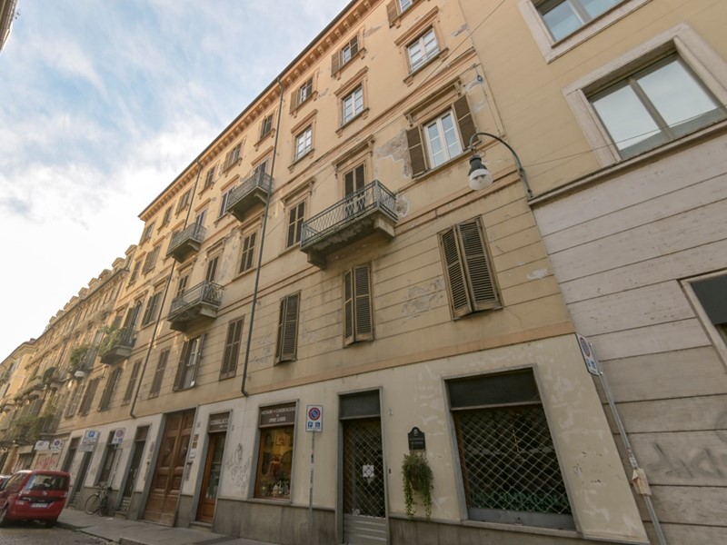 Bilocale in Affitto a Torino, 1'100€, 60 m², arredato