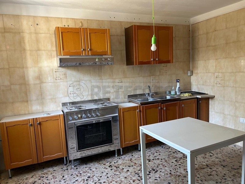 Bilocale in Vendita a Caltanissetta, 30'000€, 69 m²