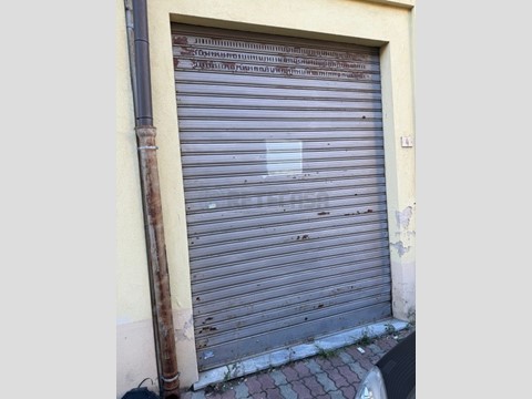 Box in Vendita a Loano, 60'000&euro;, 26 m²