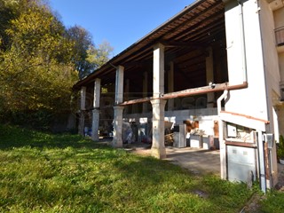 Magazzino in Vendita a Valdagno, zona Figigola, 70'000&euro;, 344 m²