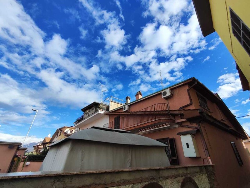 Trilocale in Vendita a Guidonia Montecelio, zona Villanova, 129'000€, 75 m²