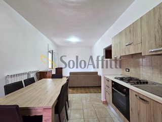 Trilocale in Affitto a Catanzaro, zona Lido Giovino, 500€, 80 m², arredato