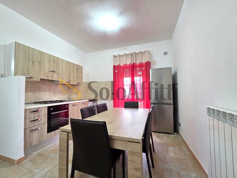 Trilocale in Affitto a Catanzaro, zona Lido Giovino, 500&euro;, 80 m², arredato