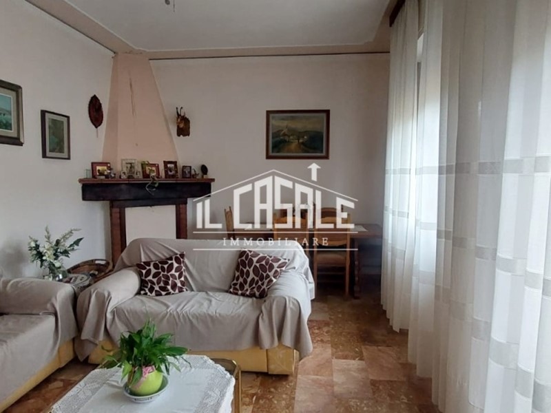 Appartamento in Vendita a Dicomano, 150'000&euro;, 105 m²