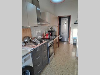 Appartamento in Vendita a Carrara, zona Marina Di Carrara, 189'000&euro;, 120 m²