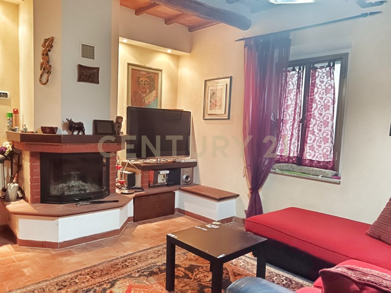 Casa Indipendente in Vendita a Piancastagnaio, 135'000€, 172 m², arredato
