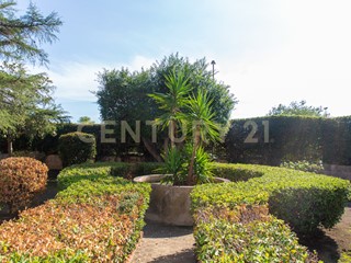 Bilocale in Vendita a Gravina di Catania, 95'000&euro;, 82 m², con Box